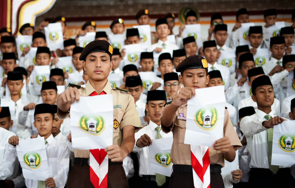 Estafet Amanah, Kelas 5 TMI Putra Resmi Dilantik Jadi Pengurus Organisasi