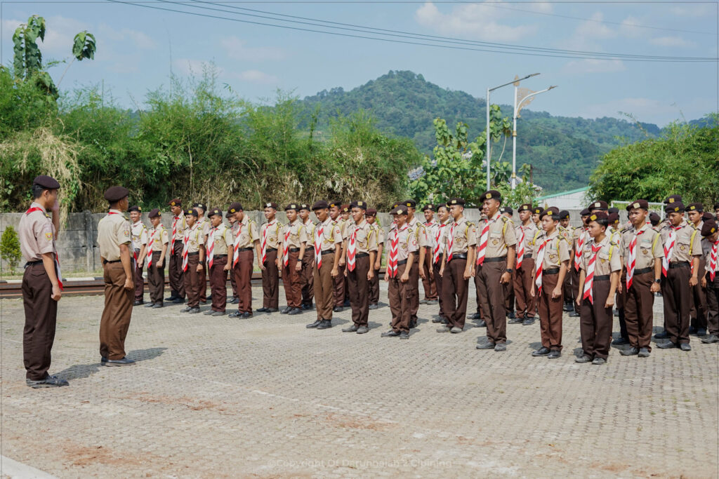 Kembali ke Rutinitas, Santri Darunnajah 2 Cipining Awali Semester dengan Semangat Kepramukaan