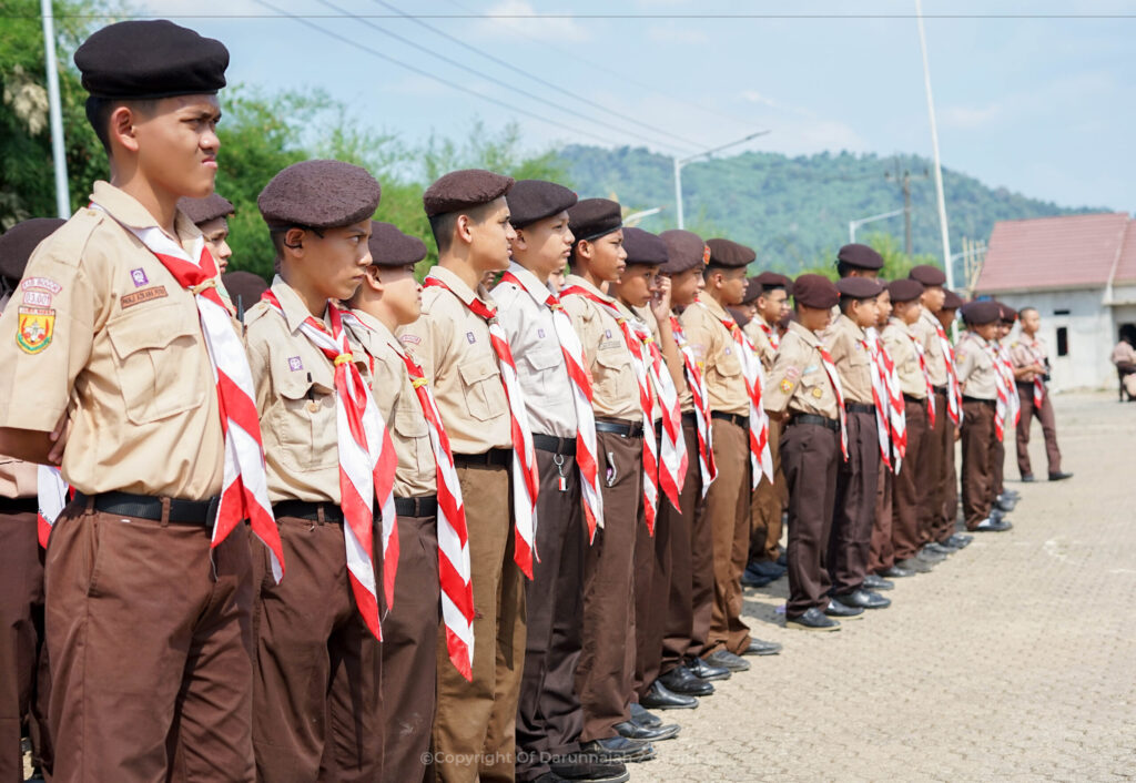 Kembali ke Rutinitas, Santri Darunnajah 2 Cipining Awali Semester dengan Semangat Kepramukaan