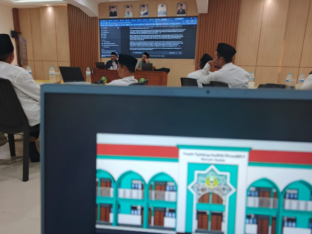 Menimba Ilmu, Menguatkan Amanah