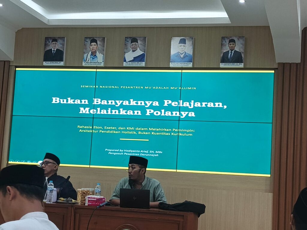 Menimba Ilmu, Menguatkan Amanah