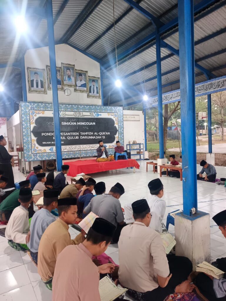 Perkuat Hafalan Al-Qur'an, Ustadz Yusuf Bur Pimpin Sima'an Mingguan Lembaga Ilmu Qur'an