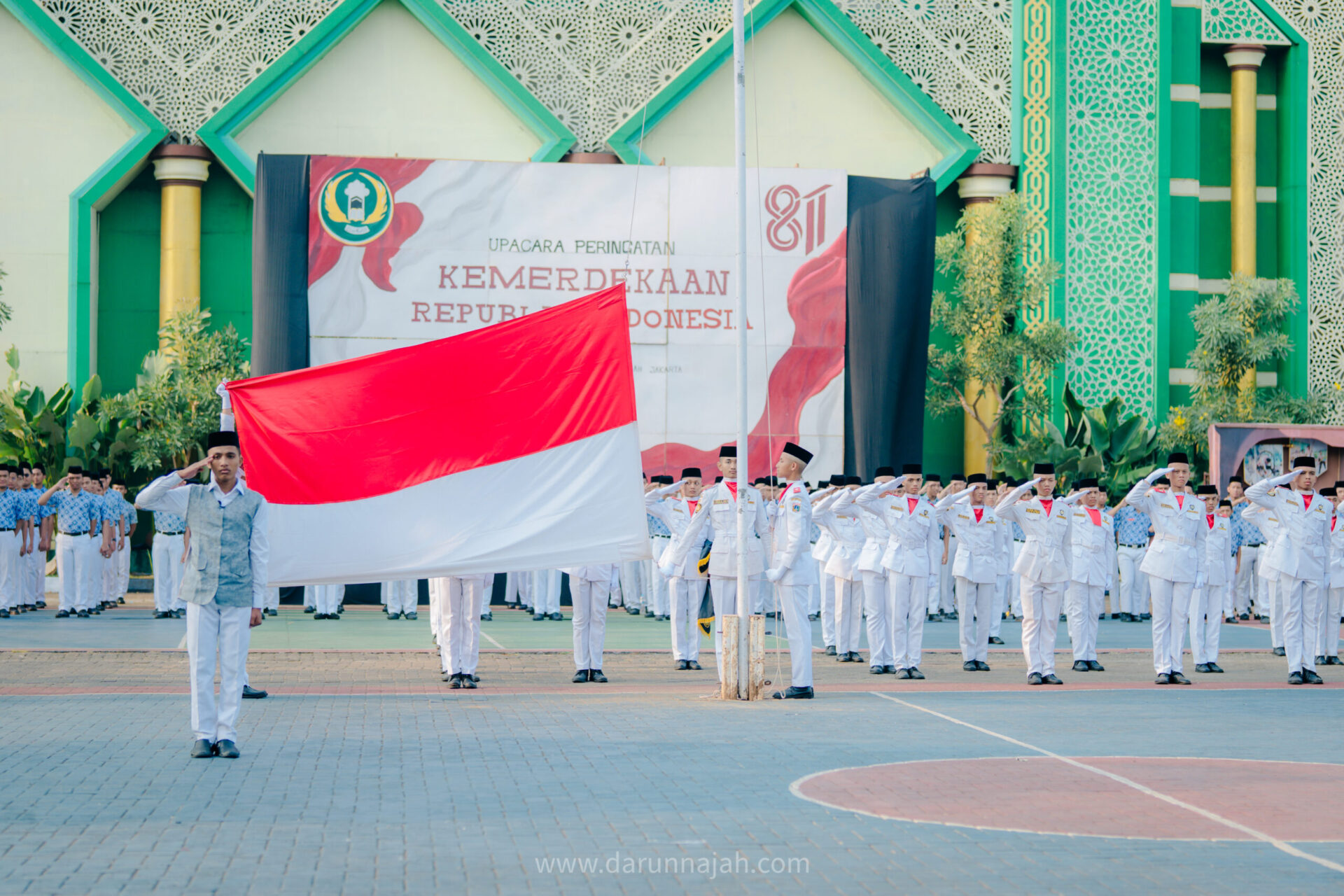 Semarak Kemerdekaan ke-81, Darunnajah Gelar Upacara HUT Republik Indonesia