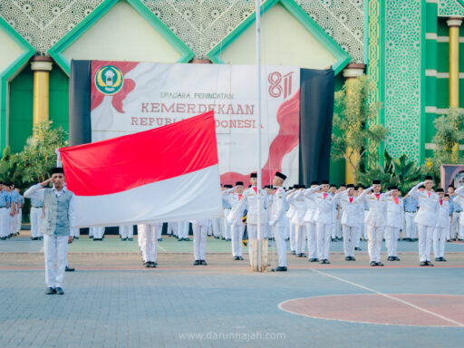 Semarak Kemerdekaan ke-81, Darunnajah Gelar Upacara HUT Republik Indonesia