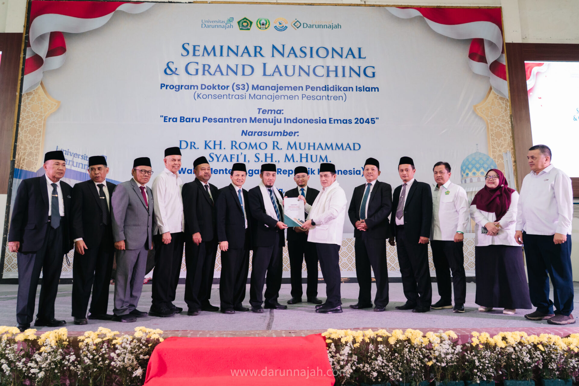 Sambut Wakil Menteri Agama, Ribuan Santri Darunnajah Ikuti Peluncuran Program Doktor S3 Manajemen Pendidikan Islam