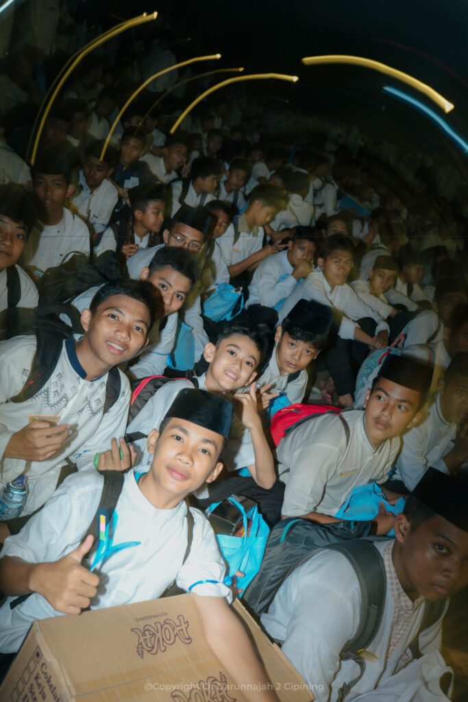 Dari Pesantren untuk Negara: Ratusan Santri Ikuti Zikir Lintas Agama Menjelang HUT ke-81 RI