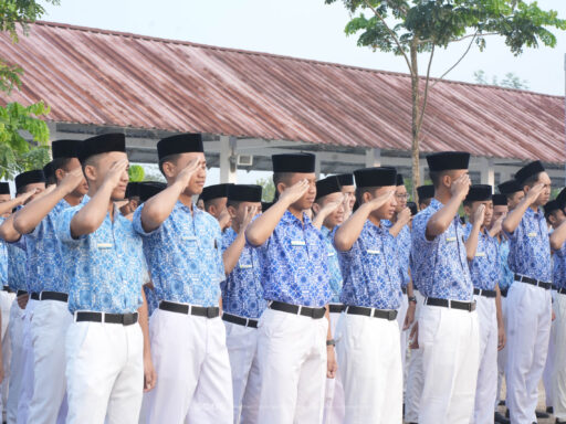 Menempa Disiplin di Bawah Langit Horizon View: Upacara Sabtu