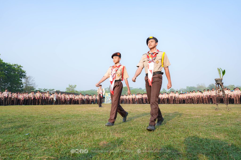 Upacara Pembukaan PERKHUTSY, Awal Santri Menempa Diri di Alam