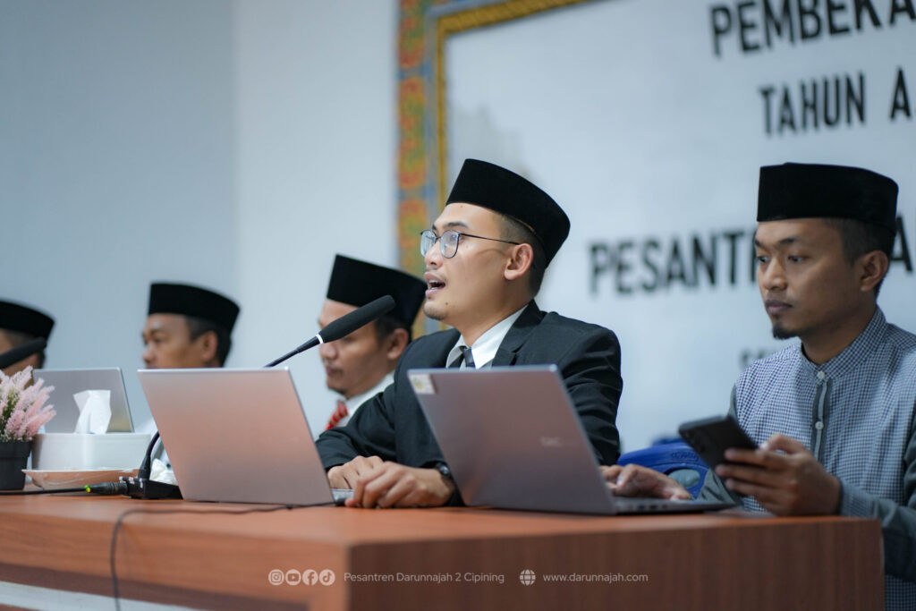 Peluit Pertama Dibunyikan, Wali Kelas TMI Satukan Langkah