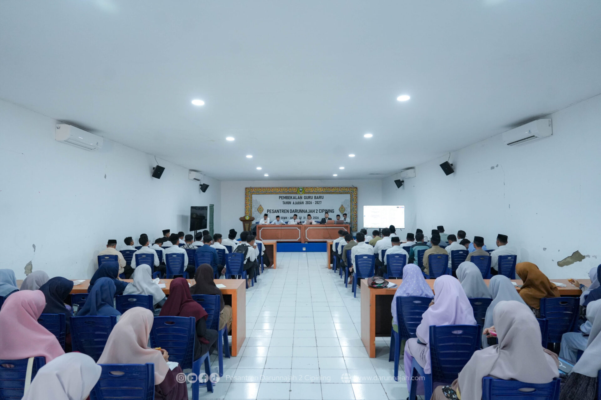 Peluit Pertama Dibunyikan, Wali Kelas TMI Satukan Langkah