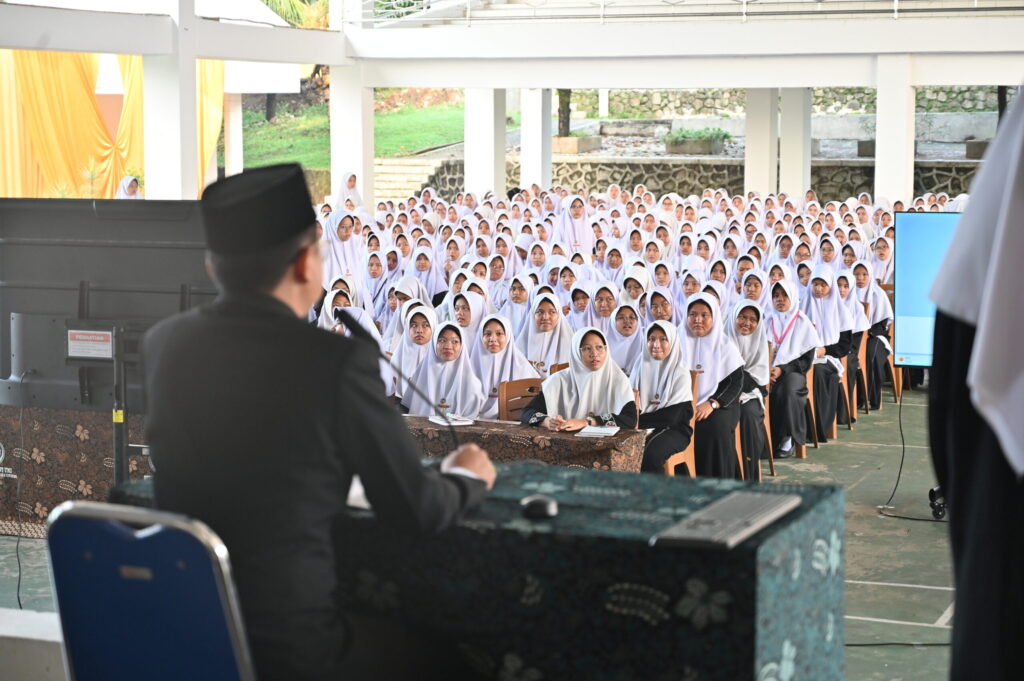 Kuliah Umum Khutbatul 'Arsy: Kompas yang Dinyalakan Sebelum Perjalanan Setahun Dimulai