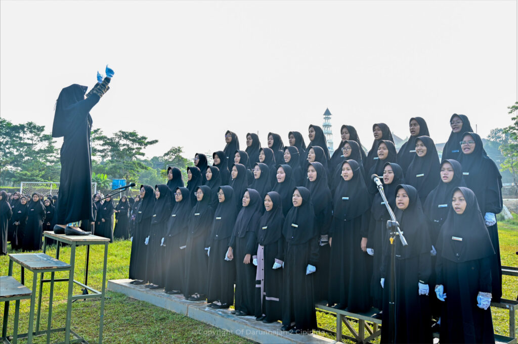 700 Santriwati Bergerak Serentak di Gladi Perdana Apel Tahunan ke-39