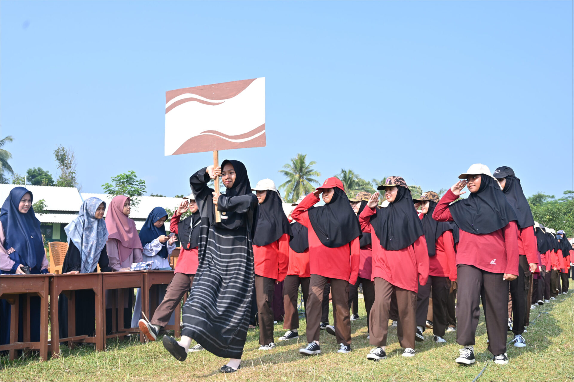 700 Santriwati Bergerak Serentak di Gladi Perdana Apel Tahunan ke-39