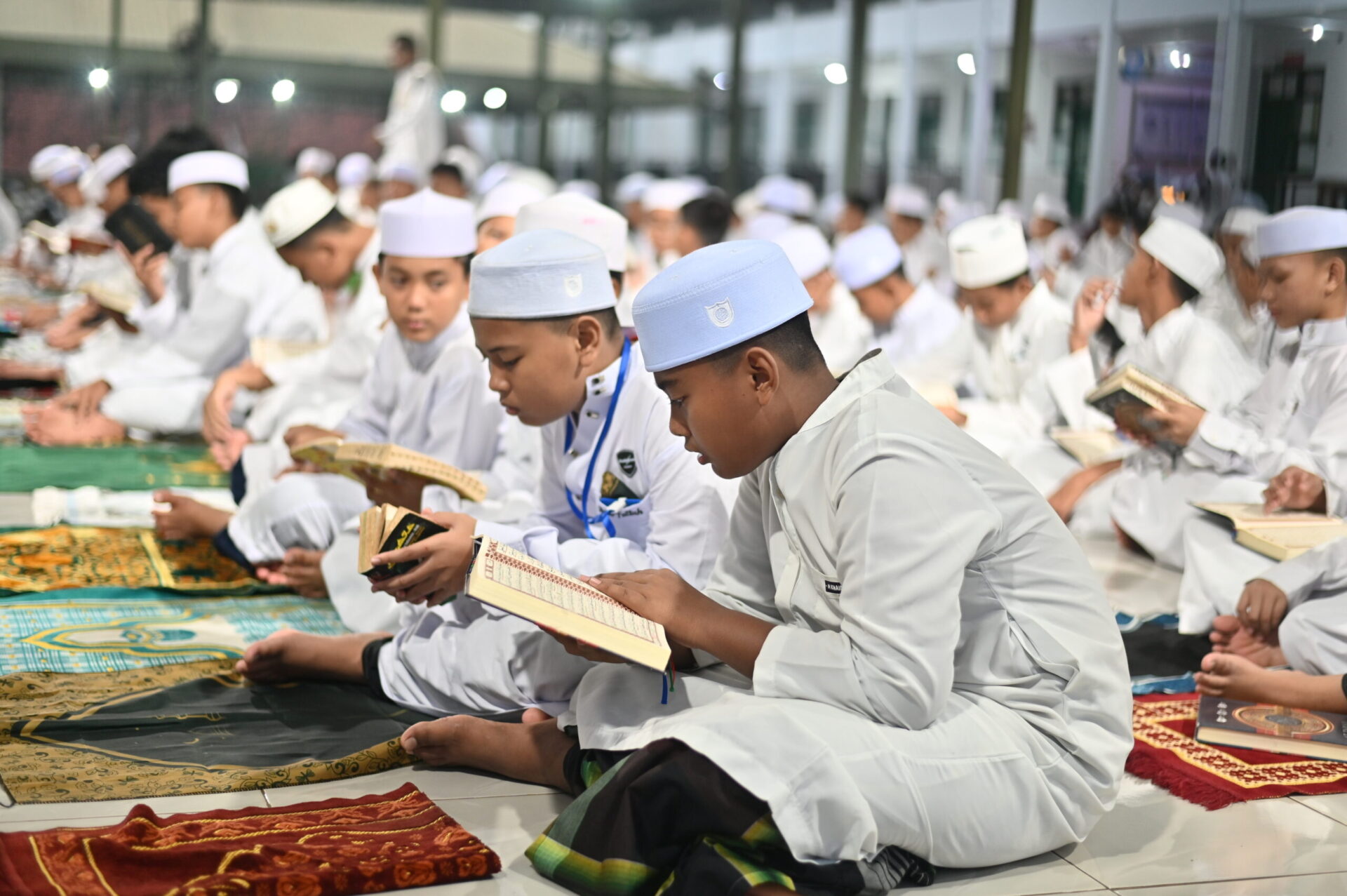Mengapa Santri Harus Membaca Al-Qur'an Setiap Hari? Ini Alasannya