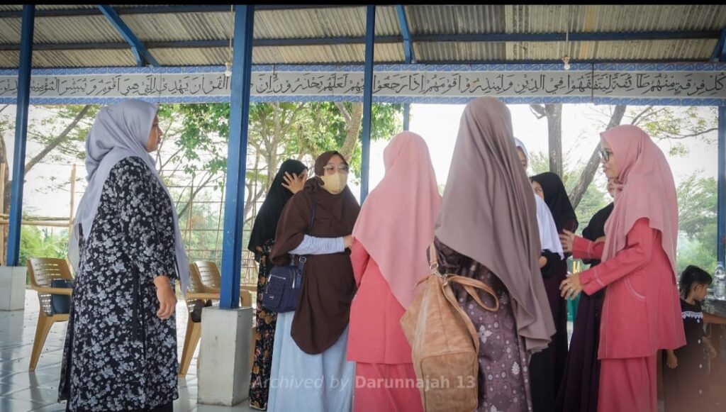 Dari Pelukan Orang Tua hingga Asrama Baru, Perjalanan Mandiri Santri Darunnajah 13 Dimulai
