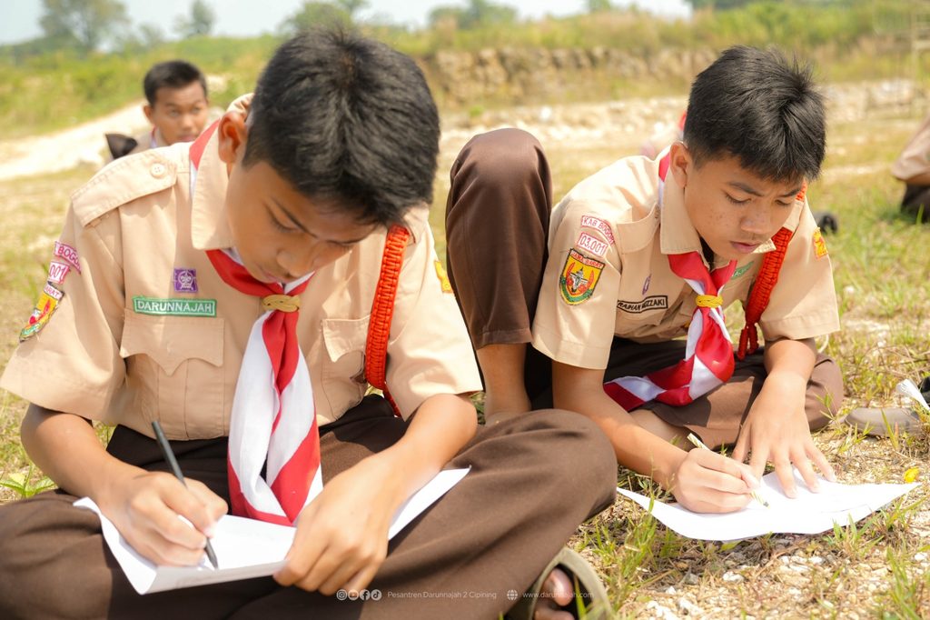 Perlombaan Seputar Kepramukaan di Dalam PERKHUTSY