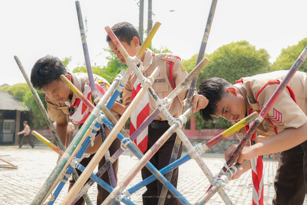 Perlombaan Seputar Kepramukaan di Dalam PERKHUTSY