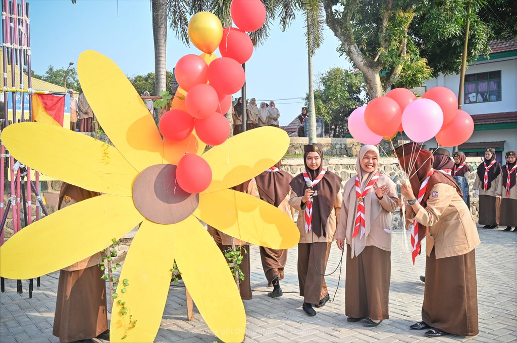 PERKHUTSY Dibuka: Lapangan Jadi Ruang Belajar Baru Santri