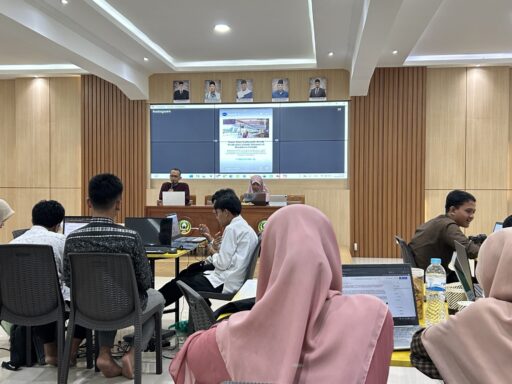 Admin Website Darunnajah 3  Mengikuti Pelatihan Website Pusat dan Cabang