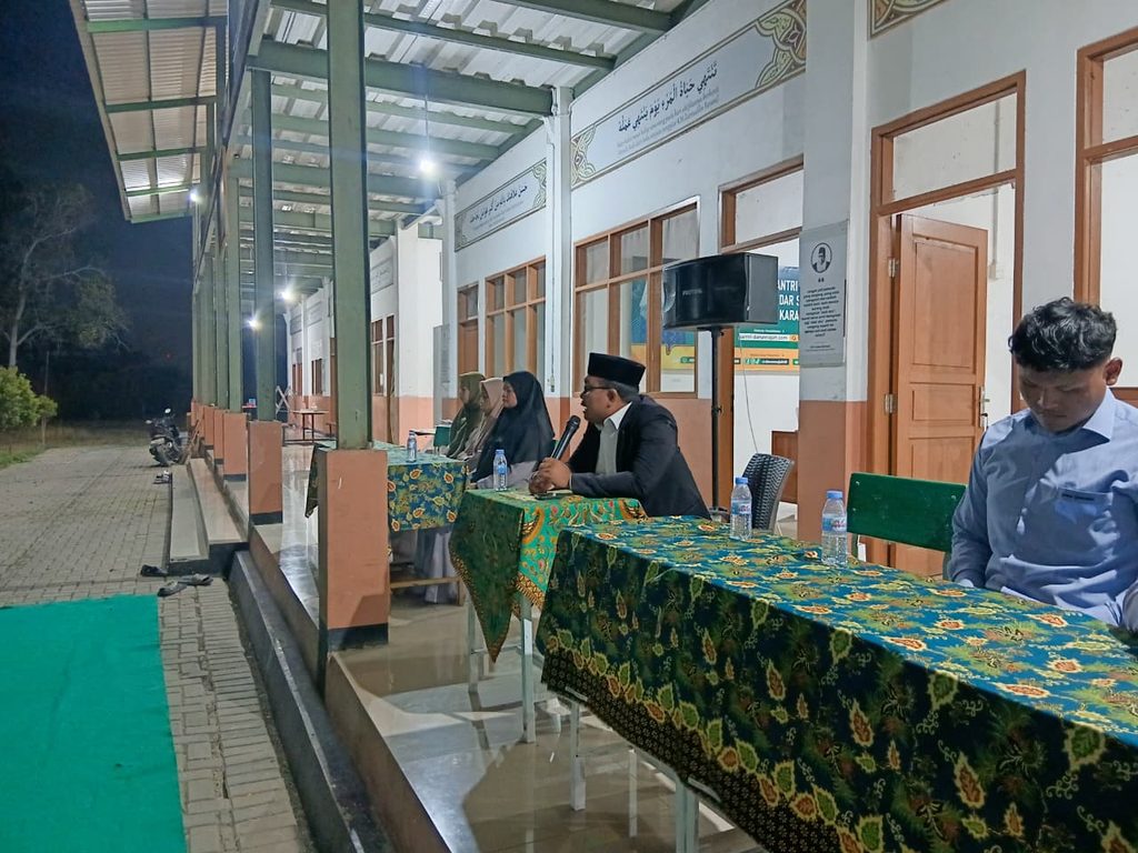 Kegiatan Santri: Menanamkan Nilai-Nilai Kesenian pada Pembukaan Latihan Folk Song ke-2 di Pondok Pesantren Dar Sulaimany Daru