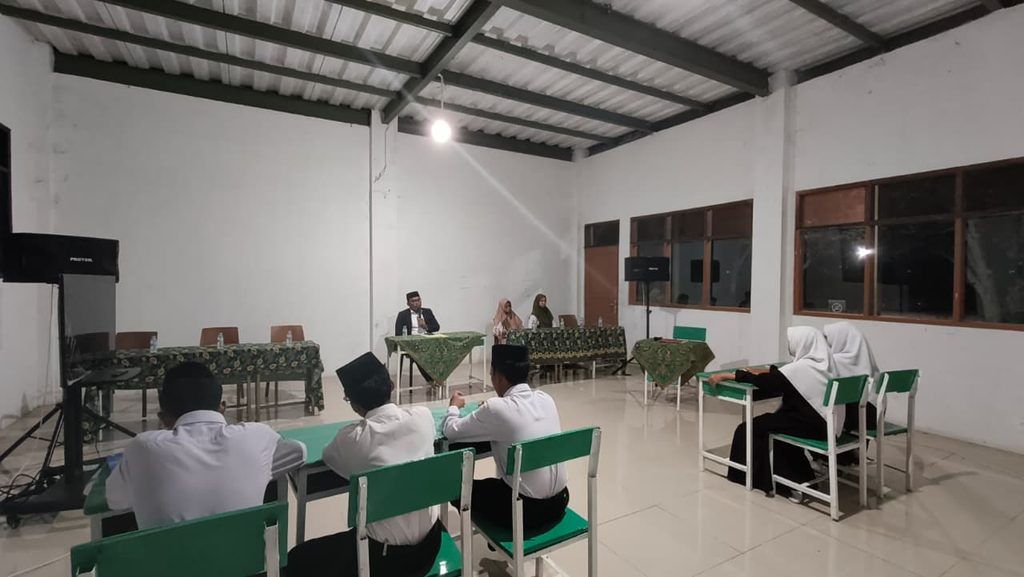 Kegiatan: Amanah Next Level, Santri Kelas 4 Ikuti Penutupan LDK Mudabbir Rayon di Pondok Pesantren Dar Sulaimany Darunnajah 1