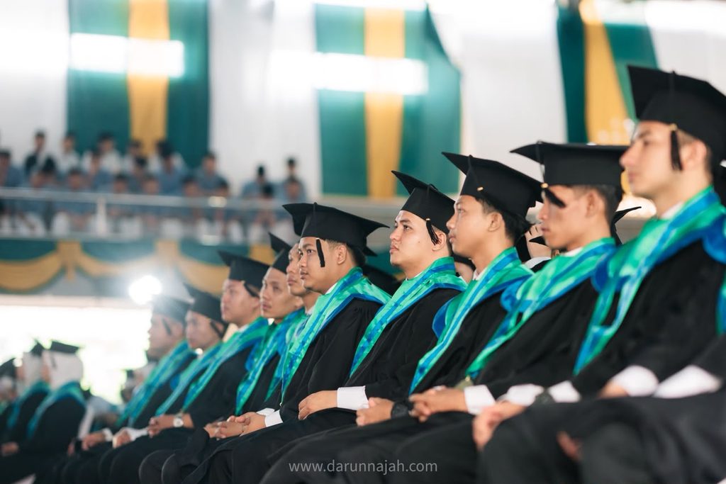 Universitas Darunnajah Luluskan 213 Sarjana, Teguhkan Pendidikan Berbasis Ilmu dan Karakter