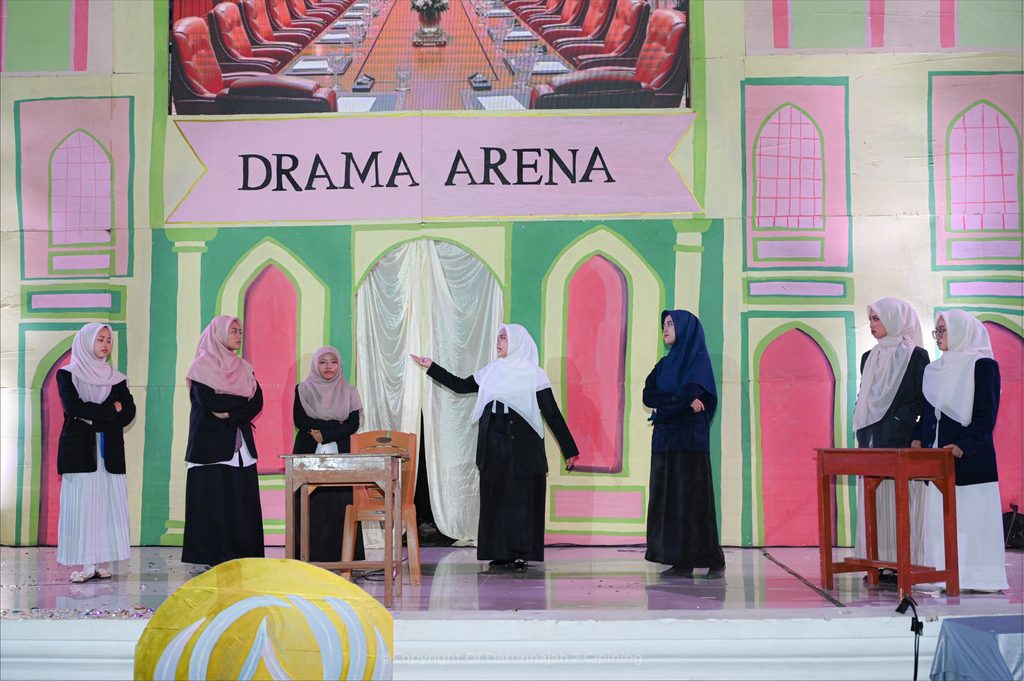 Malam Drama Arena Putri, Ruang Belajar yang Tak Berdinding Kelas