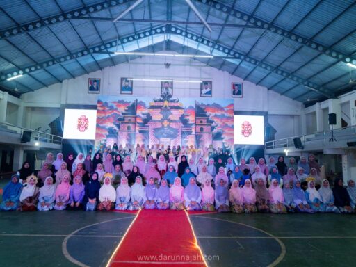 Asah Kreativitas, Kelas 4 TMI Mulai Berpanitia di Pagelaran Seni Bhinneka Tunggal Ika