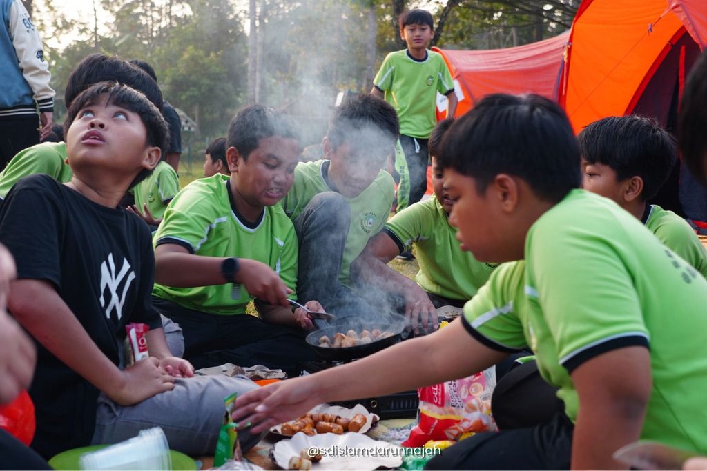 Advanture Camp Kelas 6 SD Islam Darunnajah: Seru, Menantang, dan Penuh Kenangan.