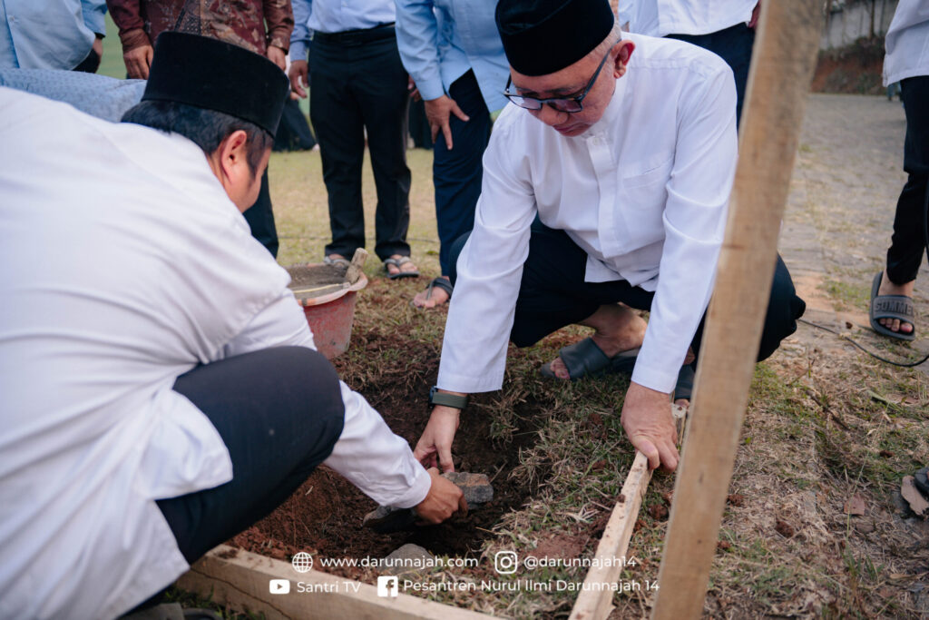 Peletakan Batu Pertama, Langkah Awal Pembangunan Gedung Baru