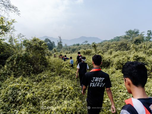 Wide Game PERKHUTSY, Santri Temukan Arti Kebersamaan