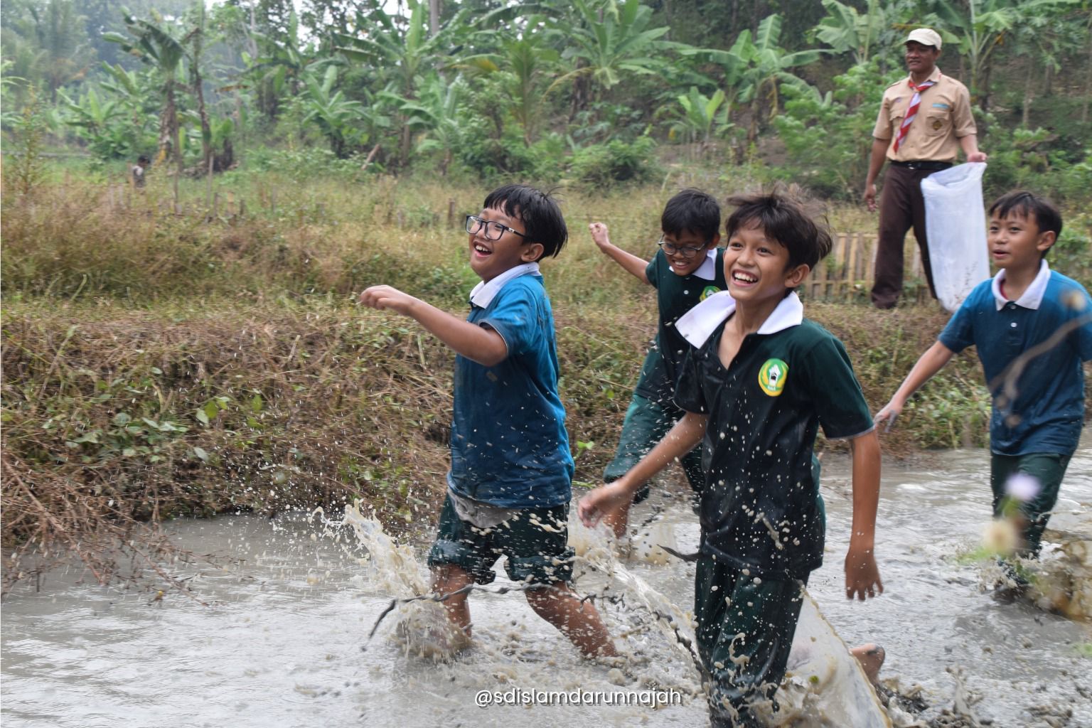 Advanture Camp Kelas 6 SD Islam Darunnajah: Seru, Menantang, dan Penuh Kenangan.