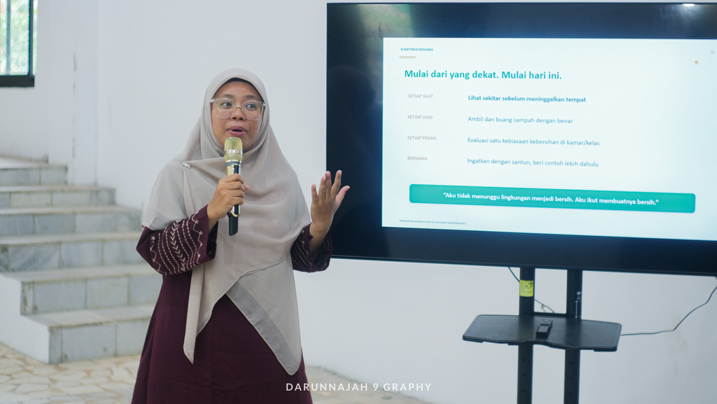 Seminar Kebersihan Darunnajah 9 Al-Hasanah: Menumbuhkan Kesadaran Hidup Bersih dan Sehat di Lingkungan Pesantren