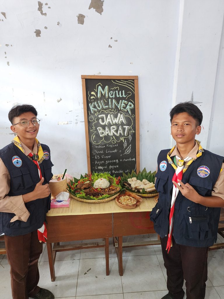 4 Utusan Dari Cipining Bergabung Dengan Kontingen Jawa Barat diperlombaan Perkemahan Pramuka Santri Nusantara (PPSN)
