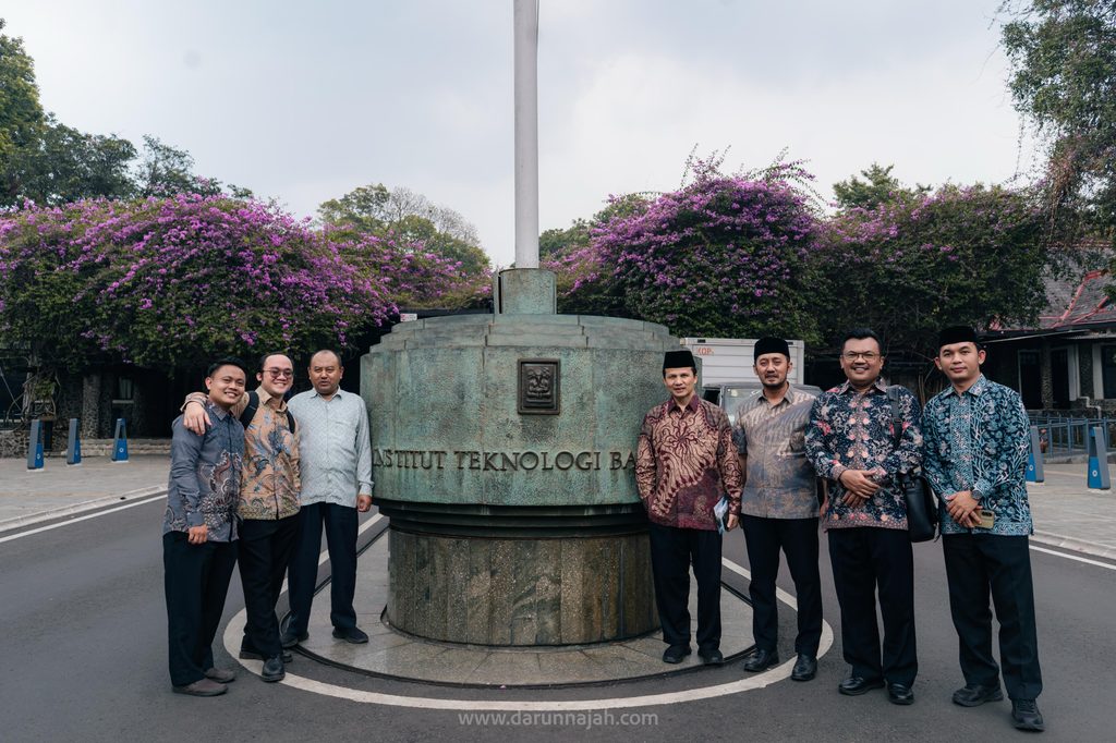 Pesantren Pertama yang Datang ke ITB, Darunnajah Tawarkan Diri Jadi Lapangan Riset SBM