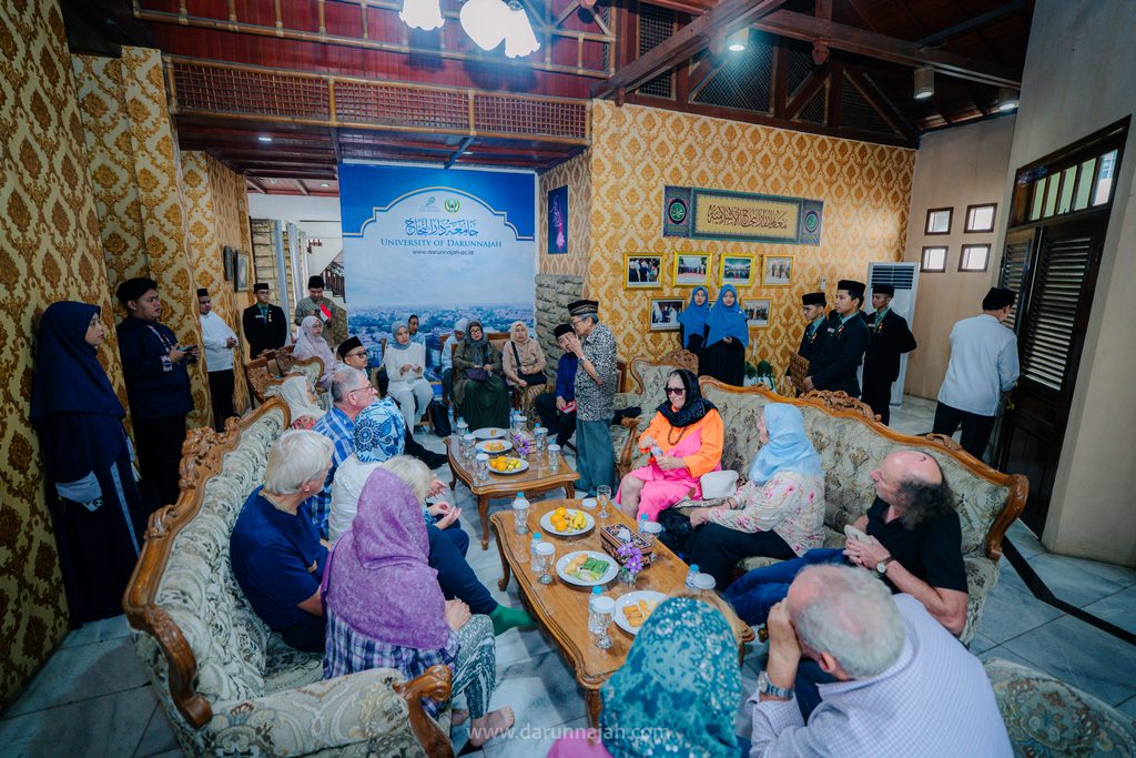 Darunnajah Sambut 10 Guru dari Austria dalam Program Friendship Force International