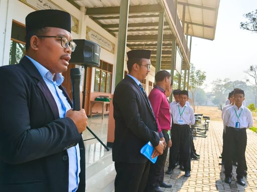 Ukur Diri untuk Tahu Diri: Pimpinan Pesantren Dar Sulaimany Darunnajah 19 Resmi Buka Murajaah 'Ammah 1