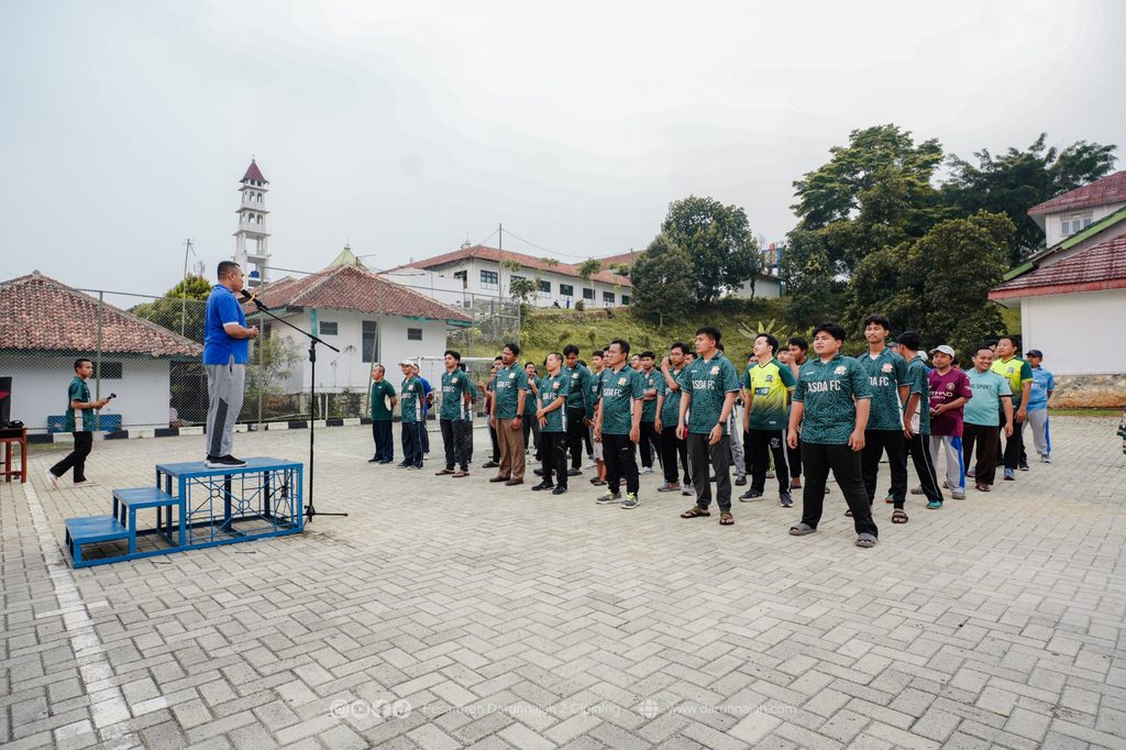 Para Guru Turun ke Lapangan, Liga Guru Resmi Bergulir