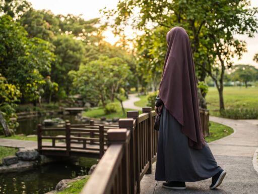 Hijab, Mahkota Kebanggaan Santriwati Muslimah